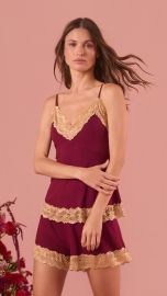 Short Doll Isis (Bordô)