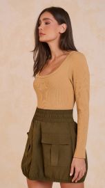 Blusa Naya (Bege)